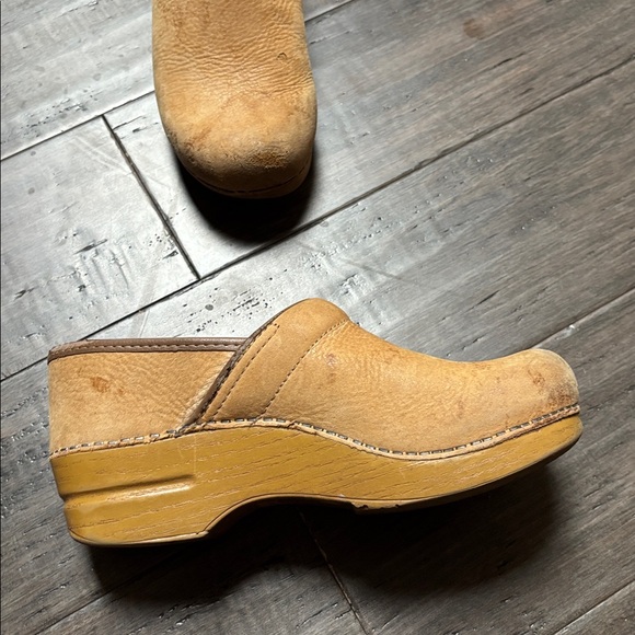 Dansko clogs - Picture 2 of 5